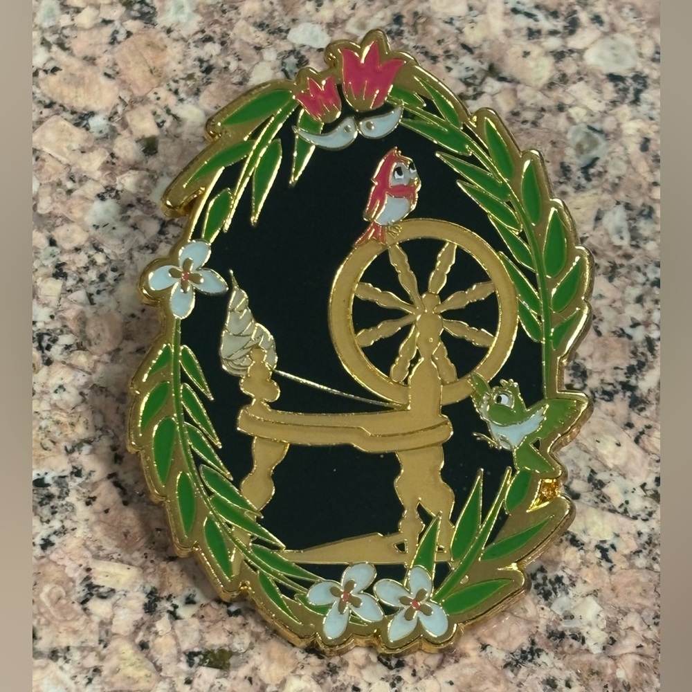 Loungefly Disney - Princess Sidekick Floral - Sleeping Beauty - Mystery Box Pin